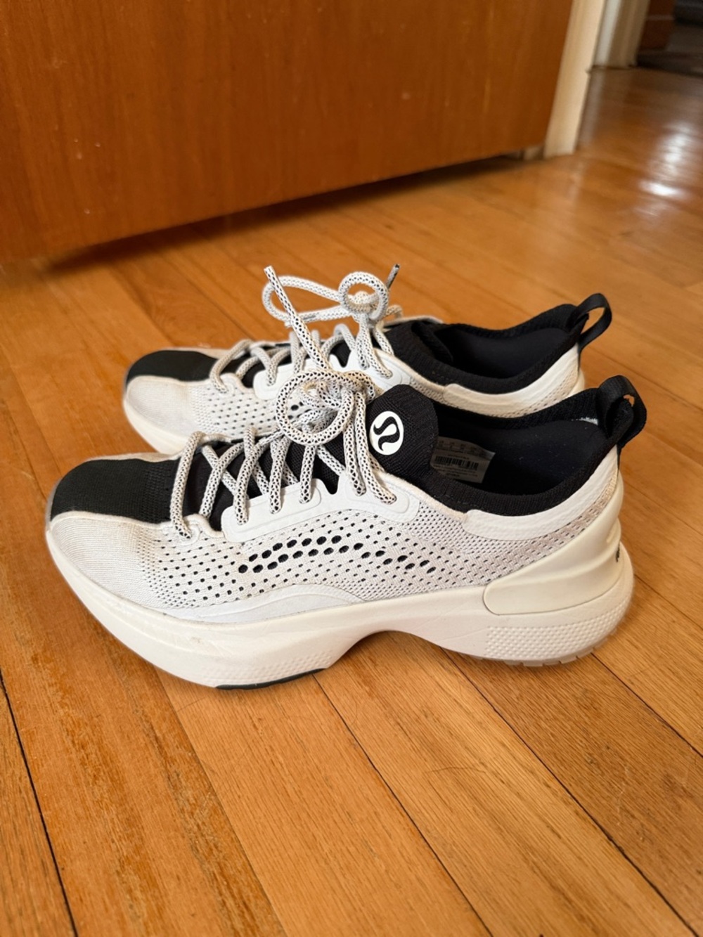 lululemon women’s chargefeel 3 workout shoe